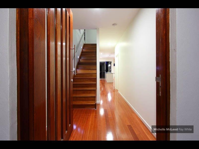 46 Chapman Street, Chapel Hill QLD 4069