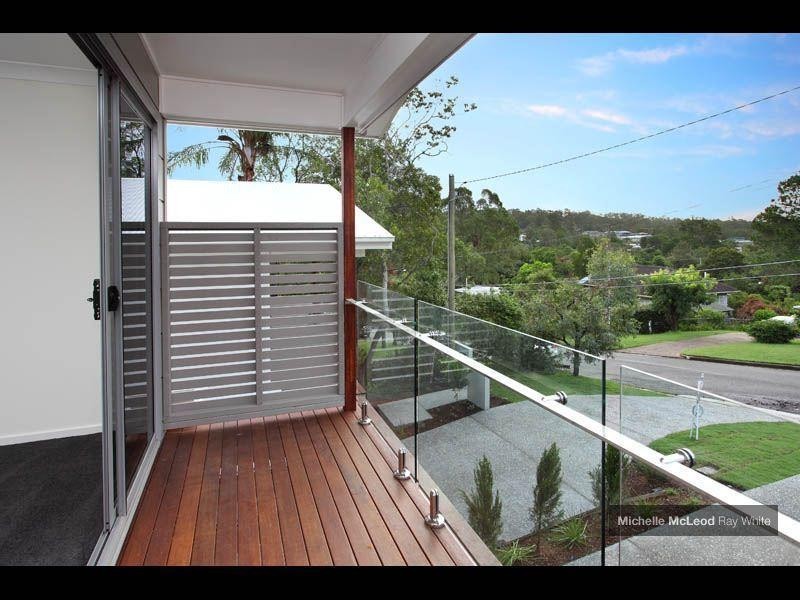 46 Chapman Street, Chapel Hill QLD 4069