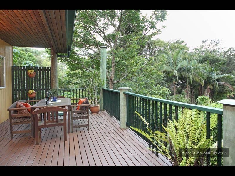 62 Jerrang Street, Indooroopilly QLD 4068