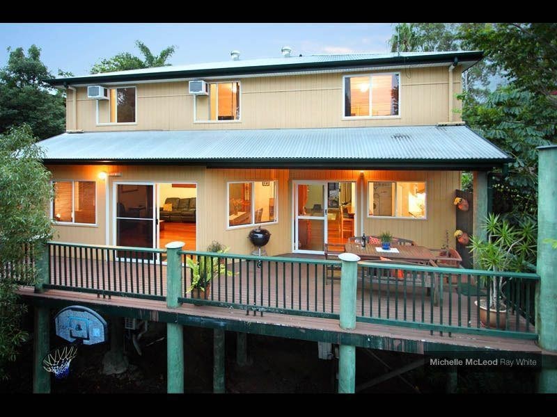 62 Jerrang Street, Indooroopilly QLD 4068