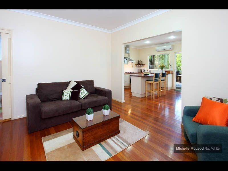 62 Jerrang Street, Indooroopilly QLD 4068