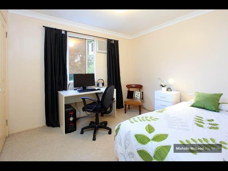 62 Jerrang Street, Indooroopilly QLD 4068