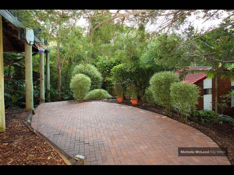 62 Jerrang Street, Indooroopilly QLD 4068