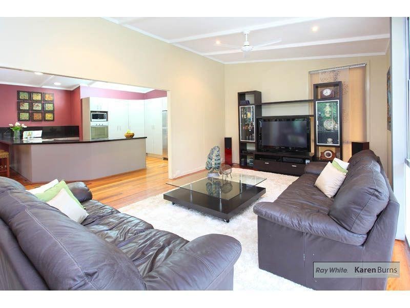 10 Kookaburra Street, Kenmore Hills QLD 4069