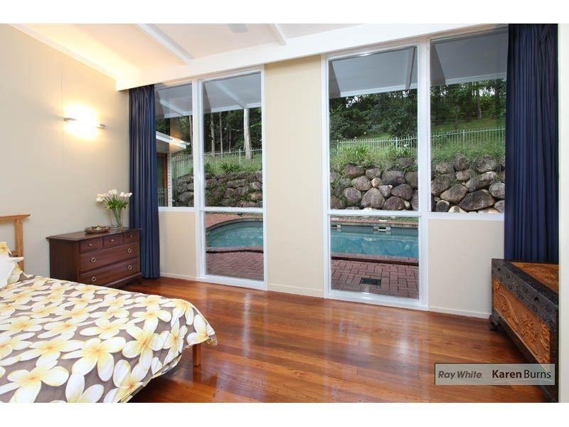 10 Kookaburra Street, Kenmore Hills QLD 4069