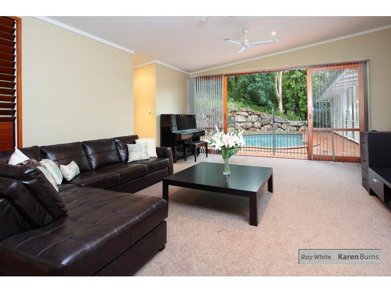 10 Kookaburra Street, Kenmore Hills QLD 4069