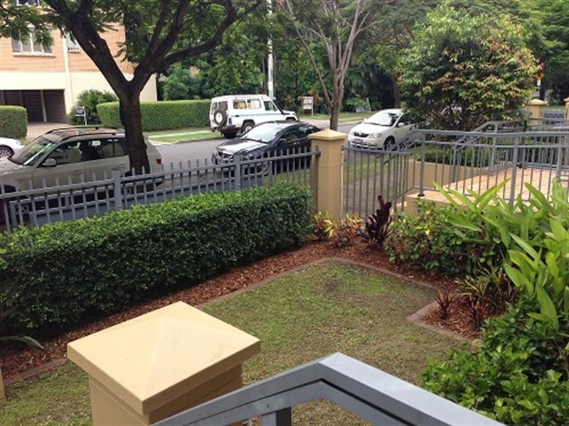 43/139 Macquarie Street, St Lucia QLD 4067