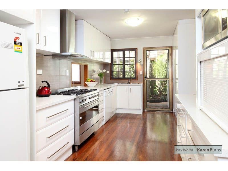 6 Kyoga Street, Kenmore QLD 4069