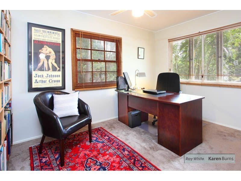 6 Kyoga Street, Kenmore QLD 4069