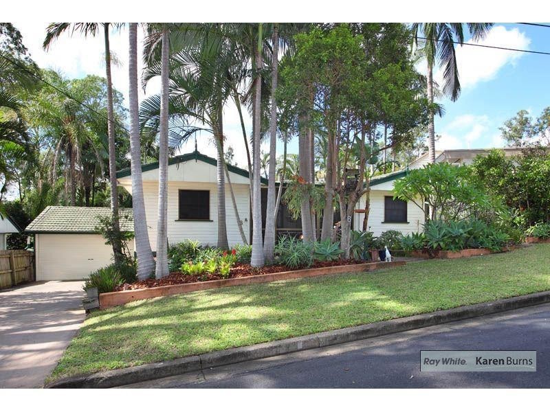 6 Kyoga Street, Kenmore QLD 4069