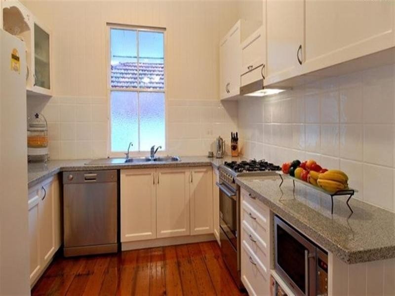 91 Taringa Parade, Indooroopilly QLD 4068