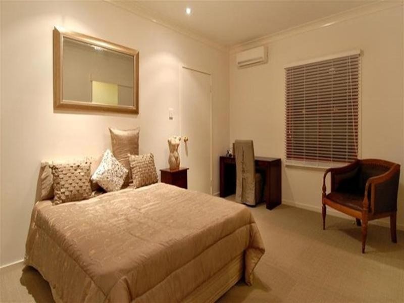 91 Taringa Parade, Indooroopilly QLD 4068