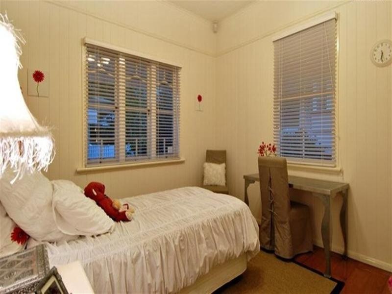 91 Taringa Parade, Indooroopilly QLD 4068