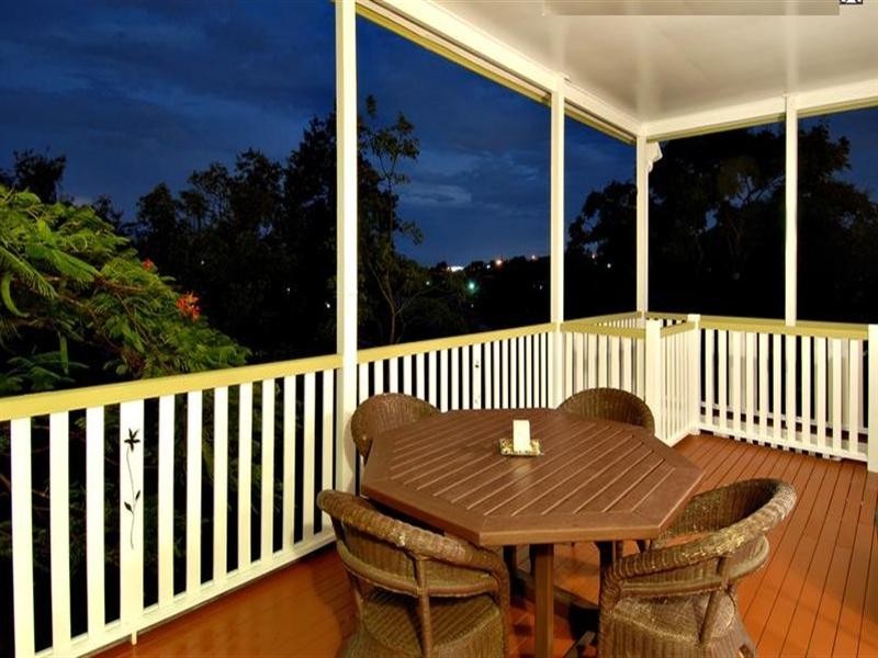 91 Taringa Parade, Indooroopilly QLD 4068