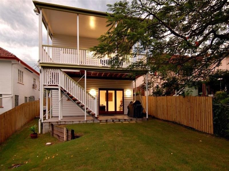 91 Taringa Parade, Indooroopilly QLD 4068