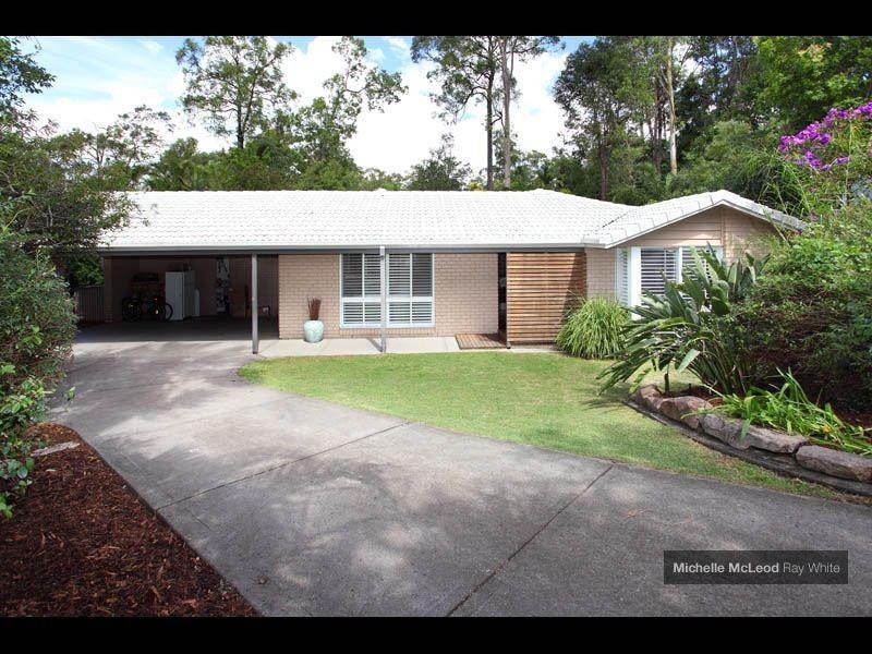 54 Morningview Street, Chapel Hill QLD 4069