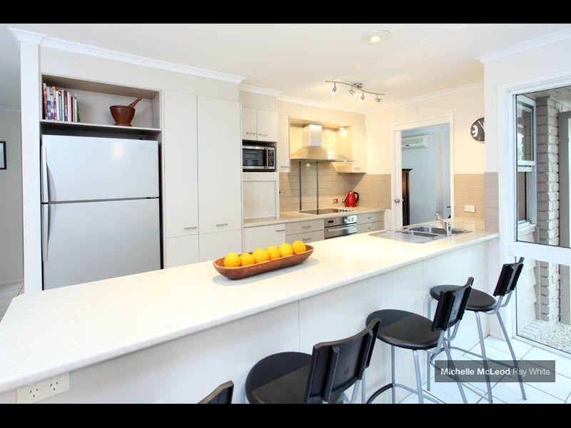 54 Morningview Street, Chapel Hill QLD 4069