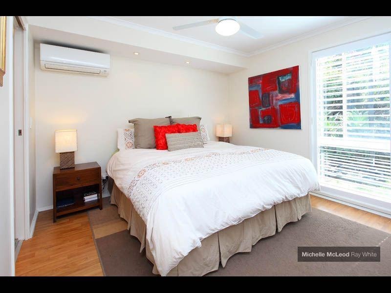 54 Morningview Street, Chapel Hill QLD 4069