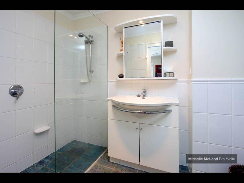 54 Morningview Street, Chapel Hill QLD 4069