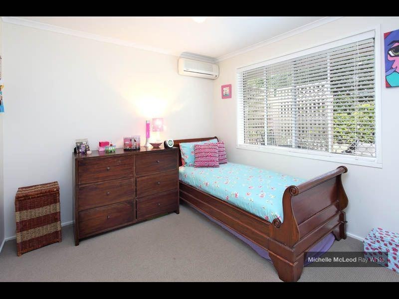 54 Morningview Street, Chapel Hill QLD 4069