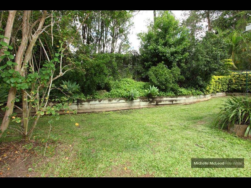 54 Morningview Street, Chapel Hill QLD 4069