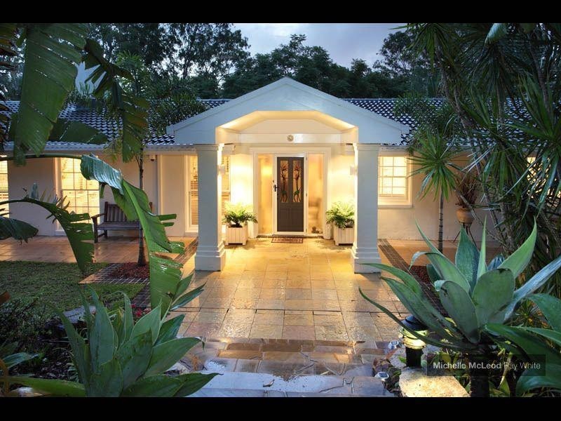 1 Yarawa Street, Kenmore QLD 4069