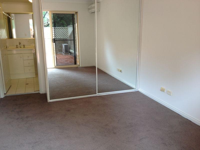 4/88 Indooroopilly Road, Taringa QLD 4068