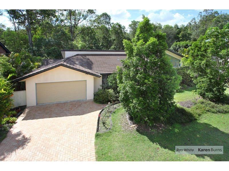 3 Kingfisher Place, Chapel Hill QLD 4069