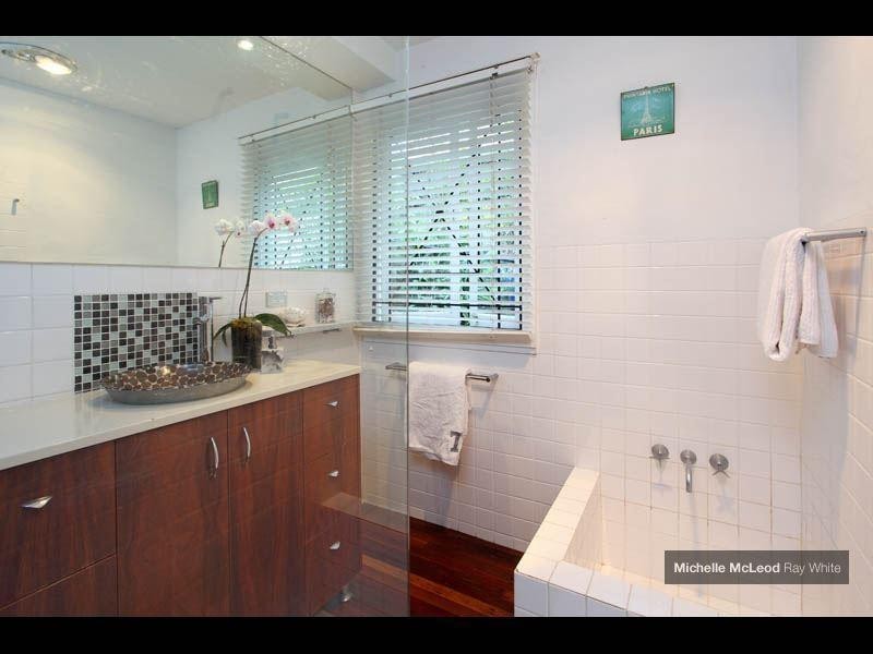 129 Russell Terrace, Indooroopilly QLD 4068