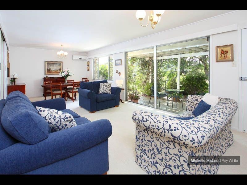 40 Gleneagle Street, Kenmore QLD 4069