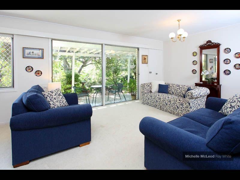 40 Gleneagle Street, Kenmore QLD 4069