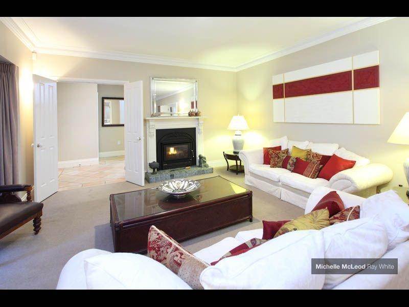 30 Kirkdale Road, Chapel Hill QLD 4069