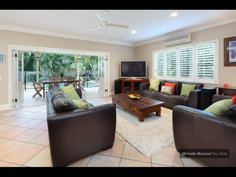 30 Kirkdale Road, Chapel Hill QLD 4069
