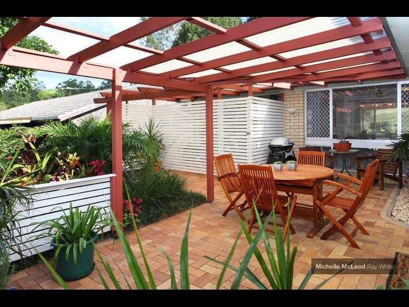 9 Moondarra Street, Chapel Hill QLD 4069