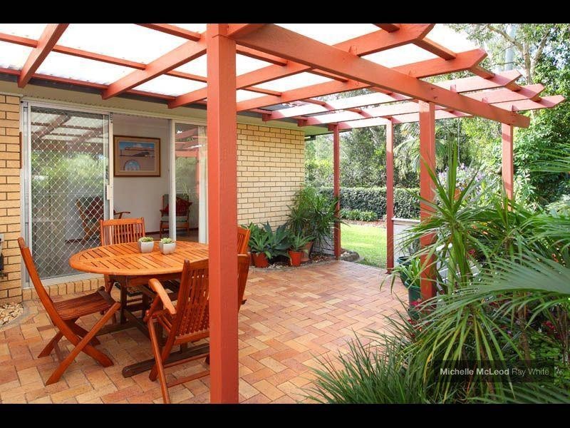 9 Moondarra Street, Chapel Hill QLD 4069