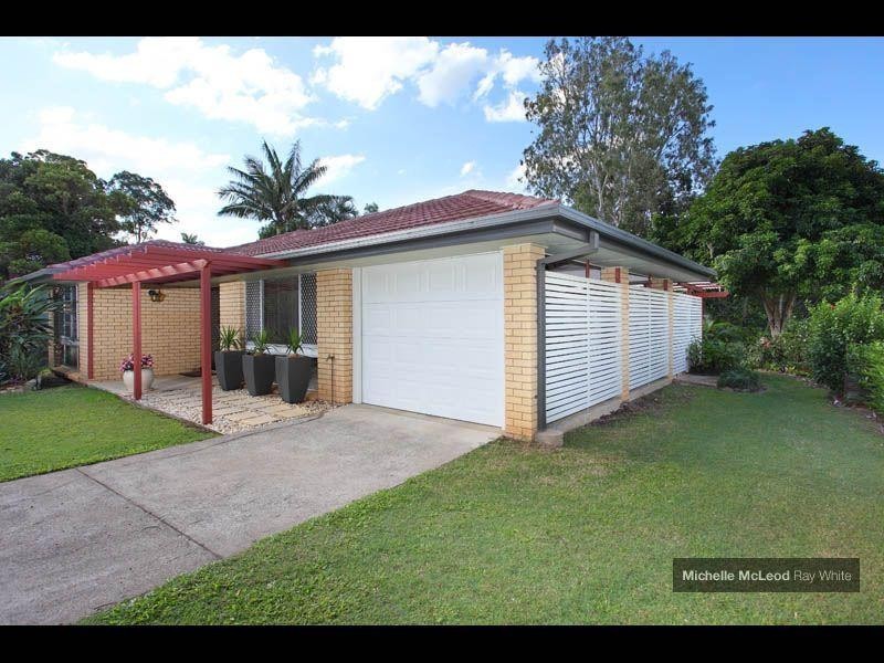 9 Moondarra Street, Chapel Hill QLD 4069