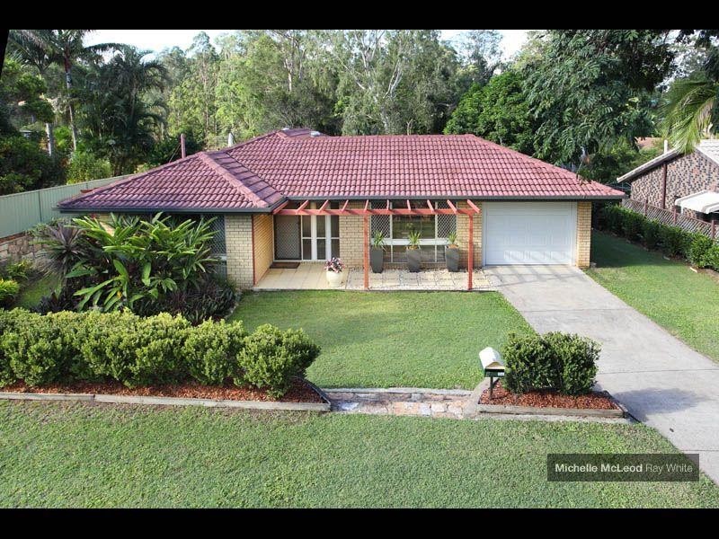 9 Moondarra Street, Chapel Hill QLD 4069