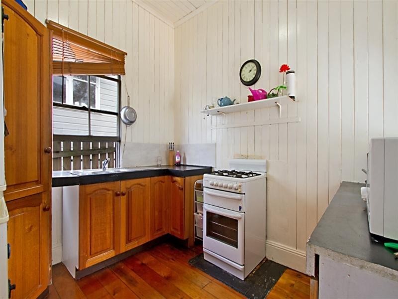 13 Harding Street, Auchenflower QLD 4066