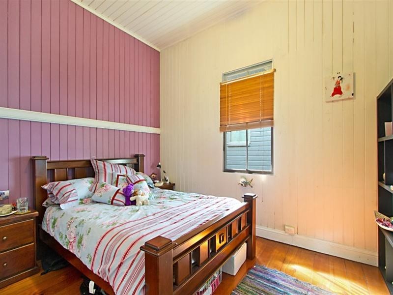 13 Harding Street, Auchenflower QLD 4066