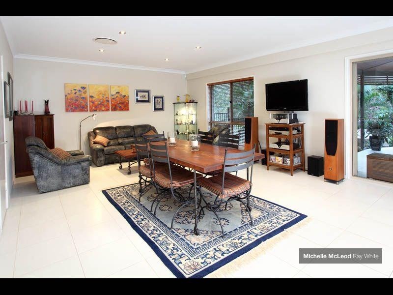 190 Tinarra Crescent, Kenmore Hills QLD 4069