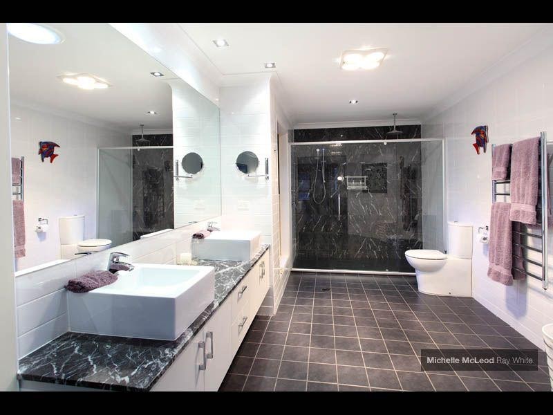 190 Tinarra Crescent, Kenmore Hills QLD 4069