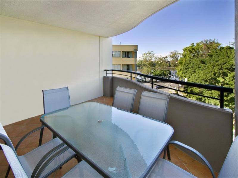 98/66 Dunmore Terrace, Auchenflower QLD 4066