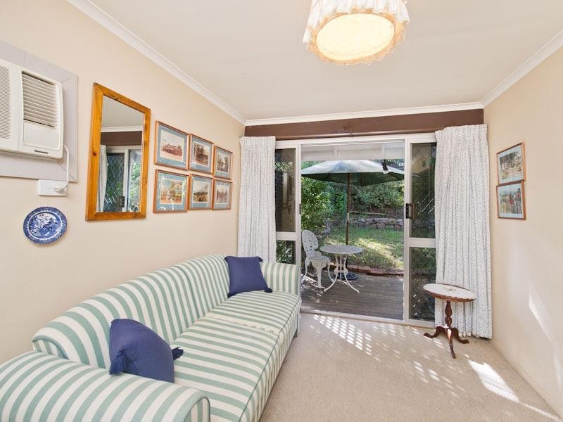 53 Goldsbrough Road, Taringa QLD 4068