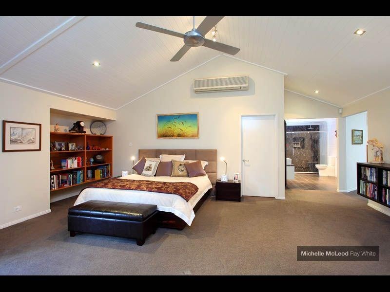 190 Tinarra Crescent, Kenmore Hills QLD 4069