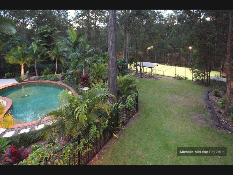 190 Tinarra Crescent, Kenmore Hills QLD 4069