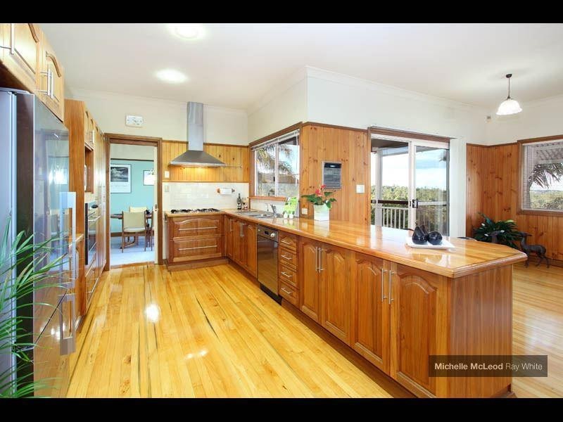 5 Maculata Drive, Chapel Hill QLD 4069