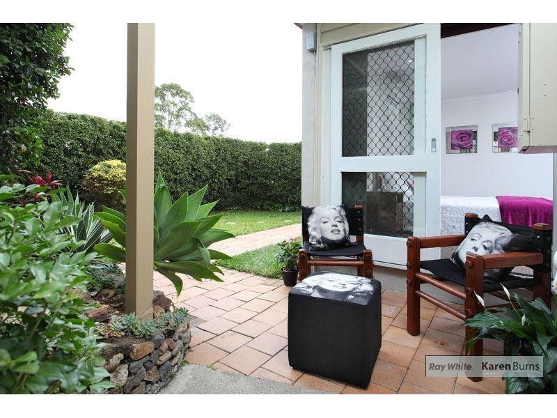 6 Kiandra Street, Chapel Hill QLD 4069