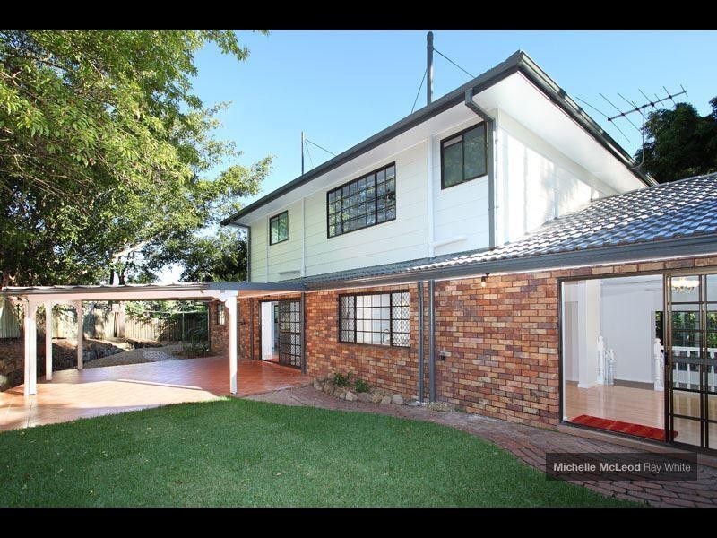 78 Marmindie Street, Chapel Hill QLD 4069