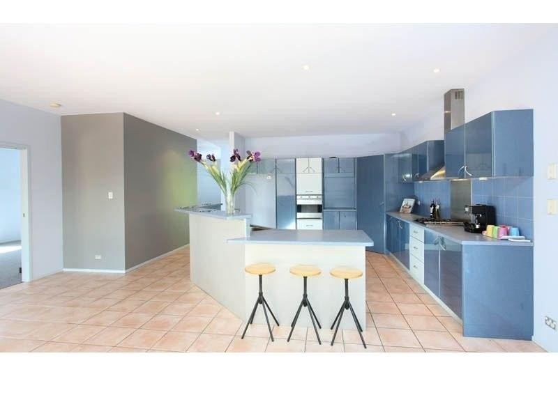 76 Kintyre Street, Brookfield QLD 4069