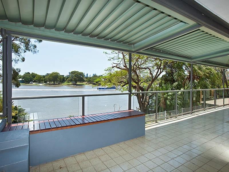 1/12 Sandford Street, St Lucia QLD 4067